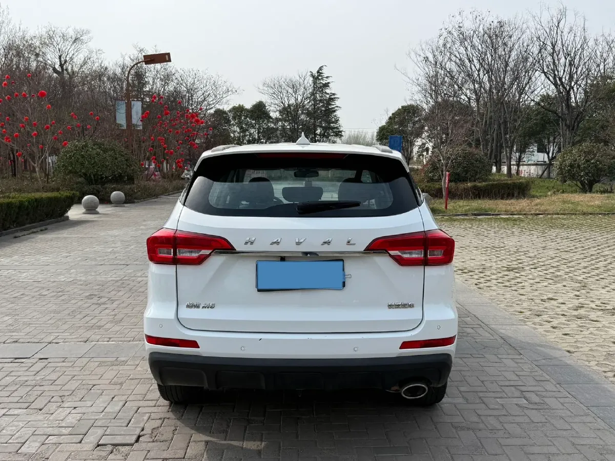 2019 Haval M6 1.5T 150HP L4 7DCT,autocango,china used car exporter,china ev exporter,chinese used car exporter,chinese used ev exporter