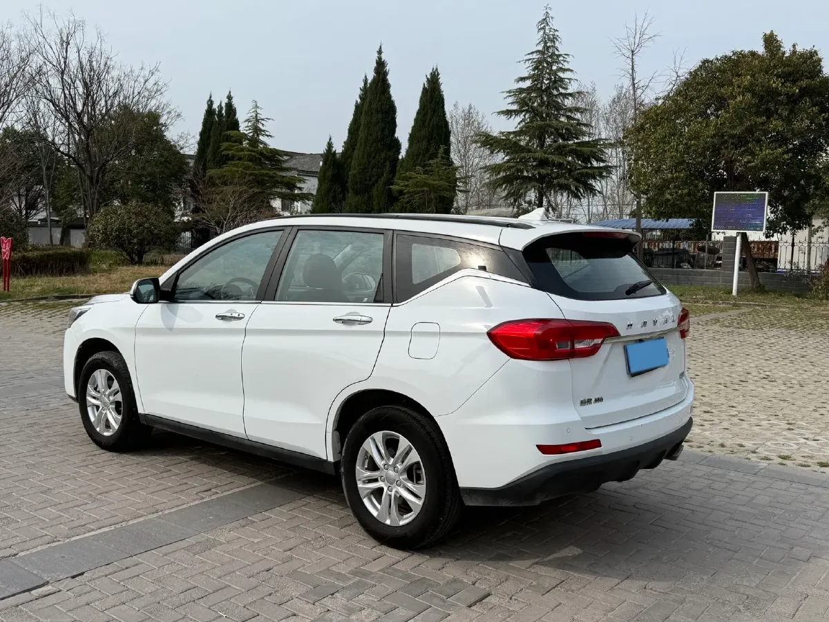 2019 Haval M6 1.5T 150HP L4 7DCT,autocango,china used car exporter,china ev exporter,chinese used car exporter,chinese used ev exporter