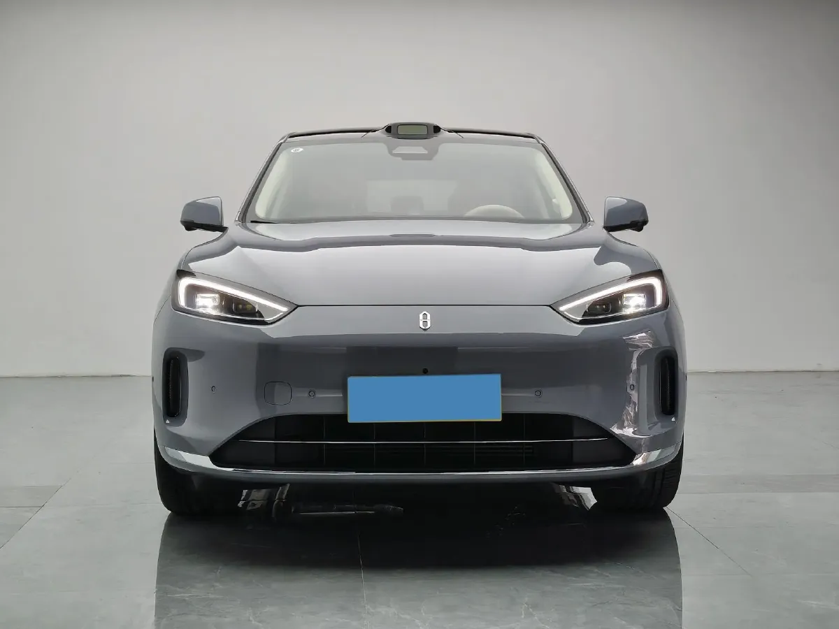 2025 AITO AITO M5 1.5T 152HP L4 REEV 42KWH,autocango,china used car exporter,china ev exporter,chinese used car exporter,chinese used ev exporter