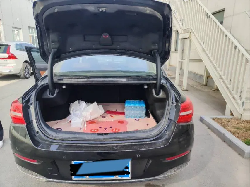 2019 HongQi H5 1.8T 180HP L4 6AT,autocango,china used car exporter,china ev exporter,chinese used car exporter,chinese used ev exporter