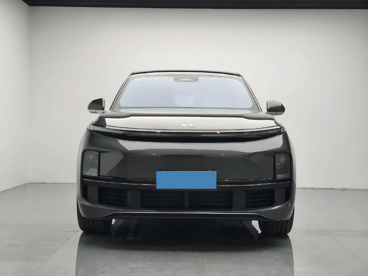 2023 Li L8 Range Extended 154HP REEV 40.9KWH,autocango,china used car exporter,china ev exporter,chinese used car exporter,chinese used ev exporter