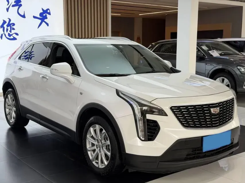 2021 Cadillac XT4 2.0T 237HP L4 9AT,autocango,china used car exporter,china ev exporter,chinese used car exporter,chinese used ev exporter