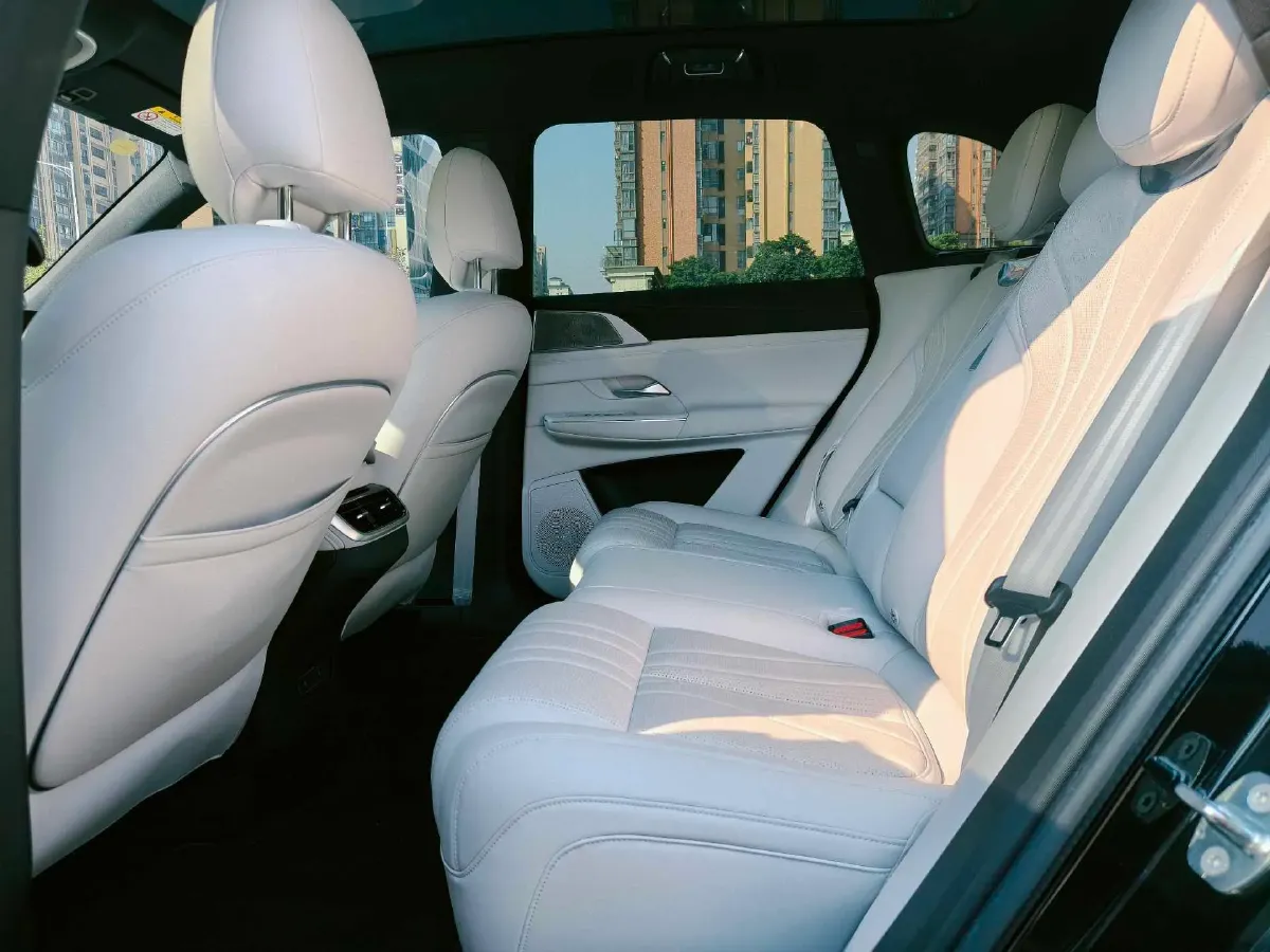 2024 Xpeng G9 BEV 78.2KWH,autocango,china used car exporter,china ev exporter,chinese used car exporter,chinese used ev exporter