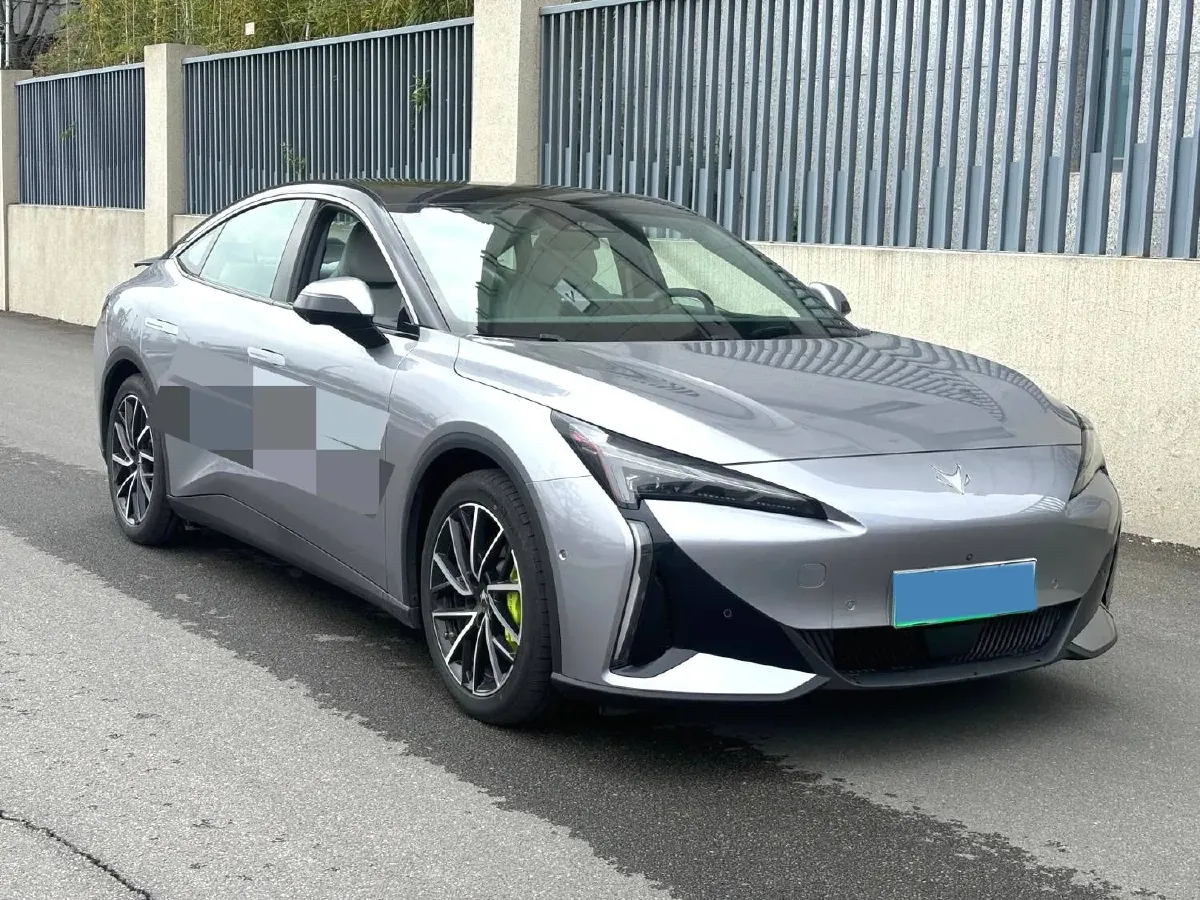 2024 ARCFOX αT5 BEV 79.2KWH,autocango,china used car exporter,china ev exporter,chinese used car exporter,chinese used ev exporter