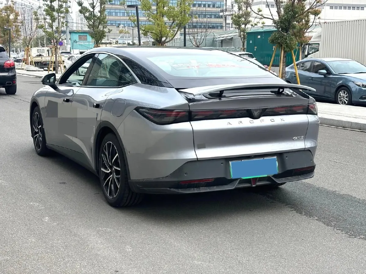 2024 ARCFOX αT5 BEV 79.2KWH,autocango,china used car exporter,china ev exporter,chinese used car exporter,chinese used ev exporter