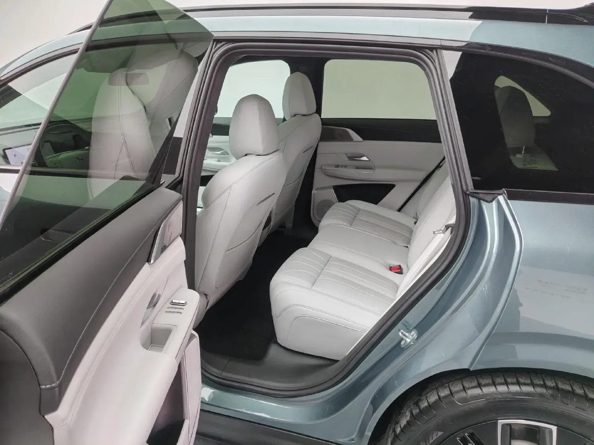 2025 Xpeng G9 BEV 79KWH,autocango,china used car exporter,china ev exporter,chinese used car exporter,chinese used ev exporter