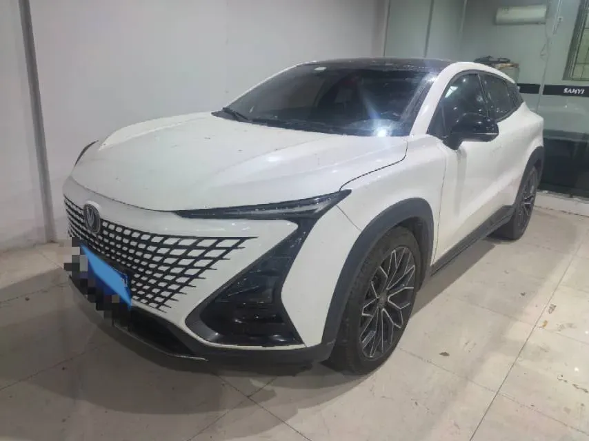 2022 ChangAn UNI-T 1.5T 188HP L4 7DCT,autocango,china used car exporter,china ev exporter,chinese used car exporter,chinese used ev exporter