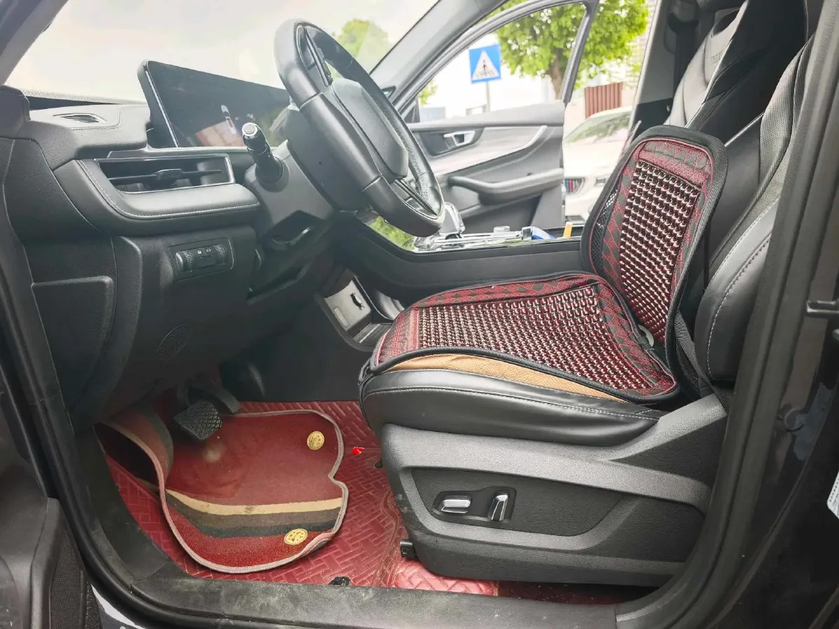 2021 Chery Tiggo 8 Plus 1.6T 197HP L4 7DCT,autocango,china used car exporter,china ev exporter,chinese used car exporter,chinese used ev exporter