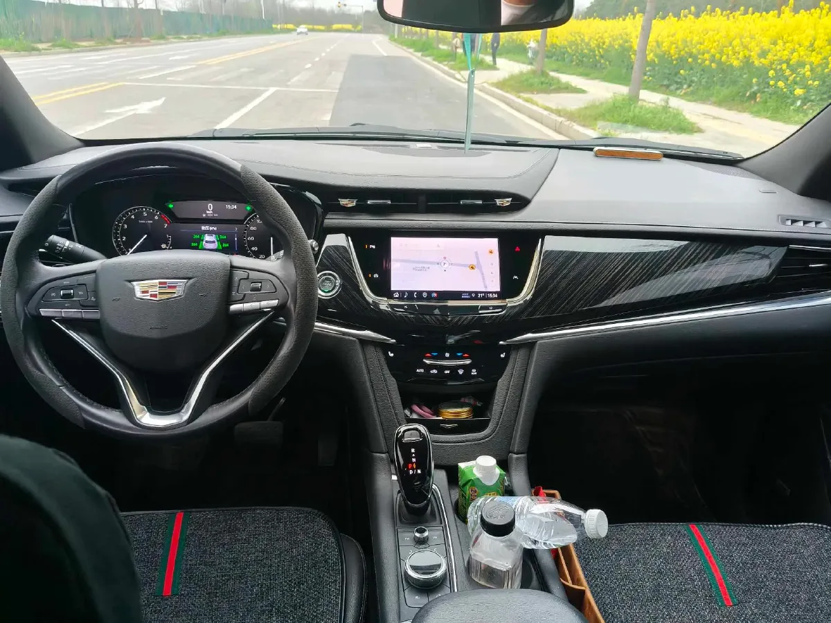 2022 Cadillac XT6 2.0T 237HP L4 9AT,autocango,china used car exporter,china ev exporter,chinese used car exporter,chinese used ev exporter