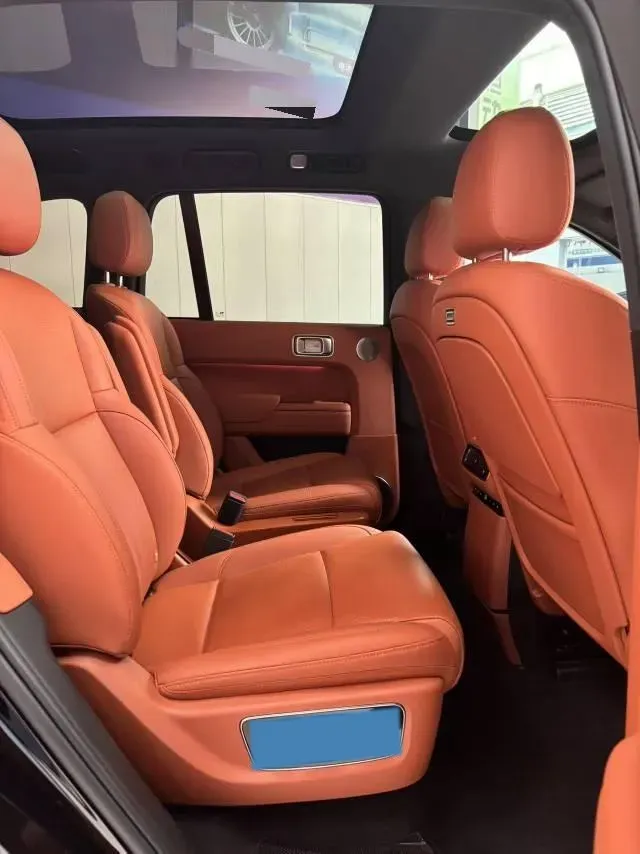 2024 Toyota Granvia 2.5L 189HP L4 E-CVT Hybrid,autocango,china used car exporter,china ev exporter,chinese used car exporter,chinese used ev exporter