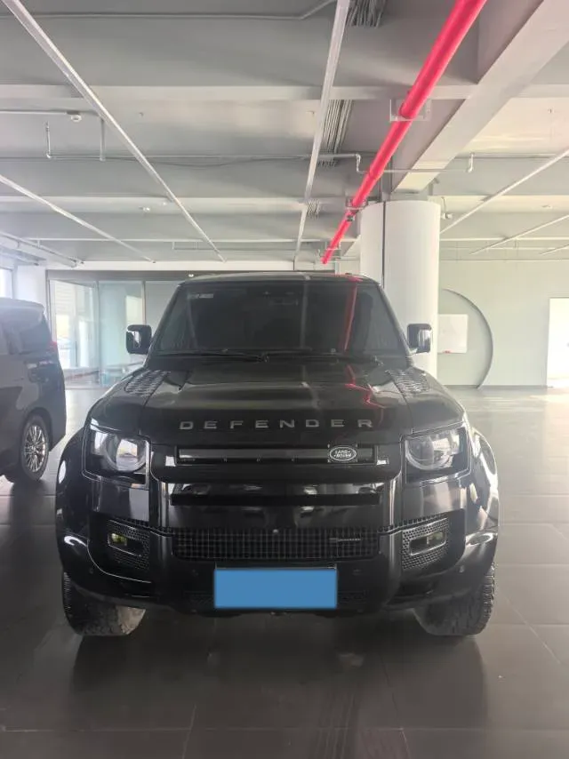 2023 Land Rover Defender 3.0T 400HP L6 8AT,autocango,china used car exporter,china ev exporter,chinese used car exporter,chinese used ev exporter