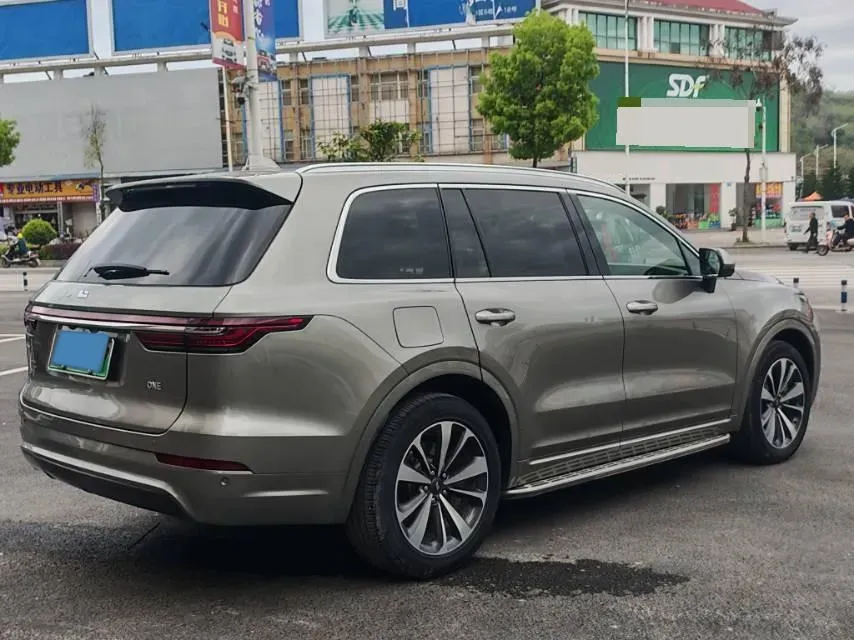 2020 Li ONE Range Extended 131HP REEV 40.5KWH,autocango,china used car exporter,china ev exporter,chinese used car exporter,chinese used ev exporter