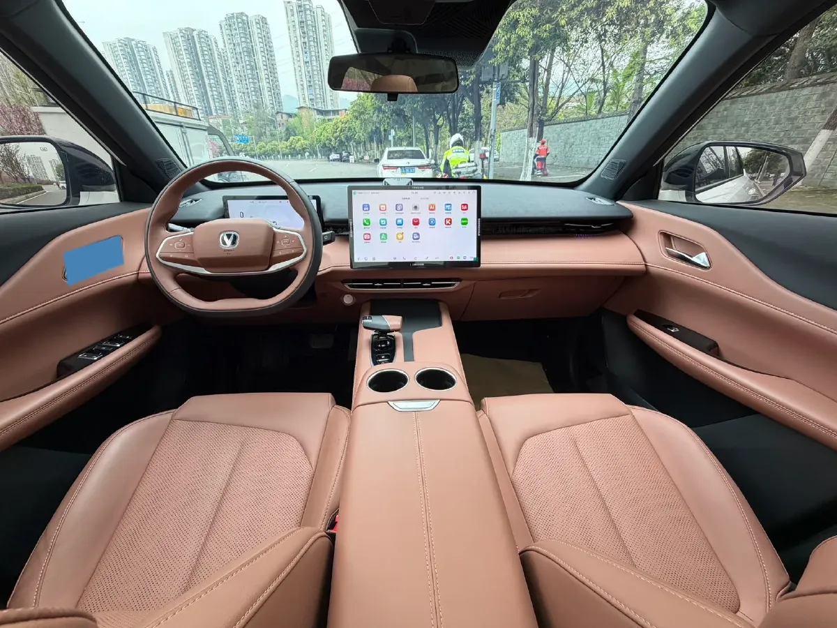 2025 ChangAn UNI-Z 1.5T 188HP L4 7DCT,autocango,china used car exporter,china ev exporter,chinese used car exporter,chinese used ev exporter