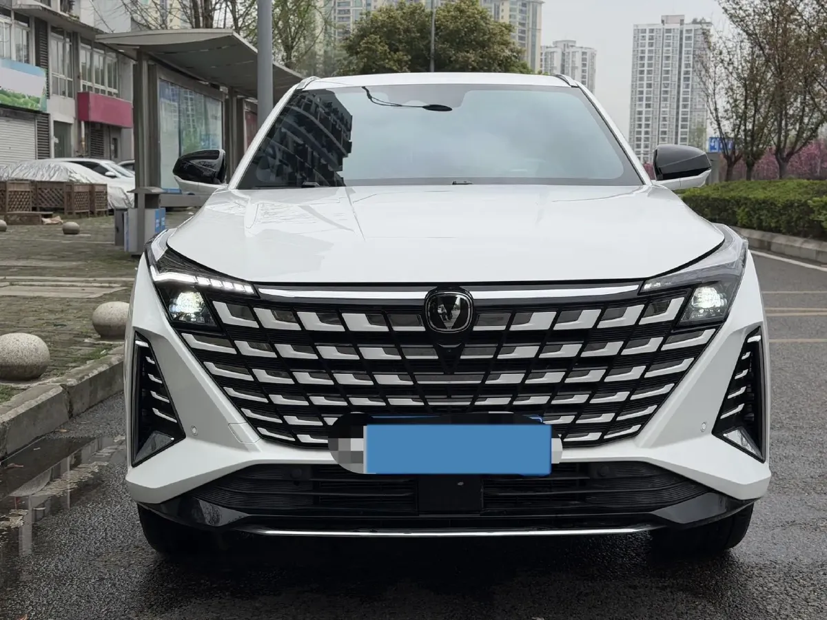 2025 ChangAn UNI-Z 1.5T 188HP L4 7DCT,autocango,china used car exporter,china ev exporter,chinese used car exporter,chinese used ev exporter
