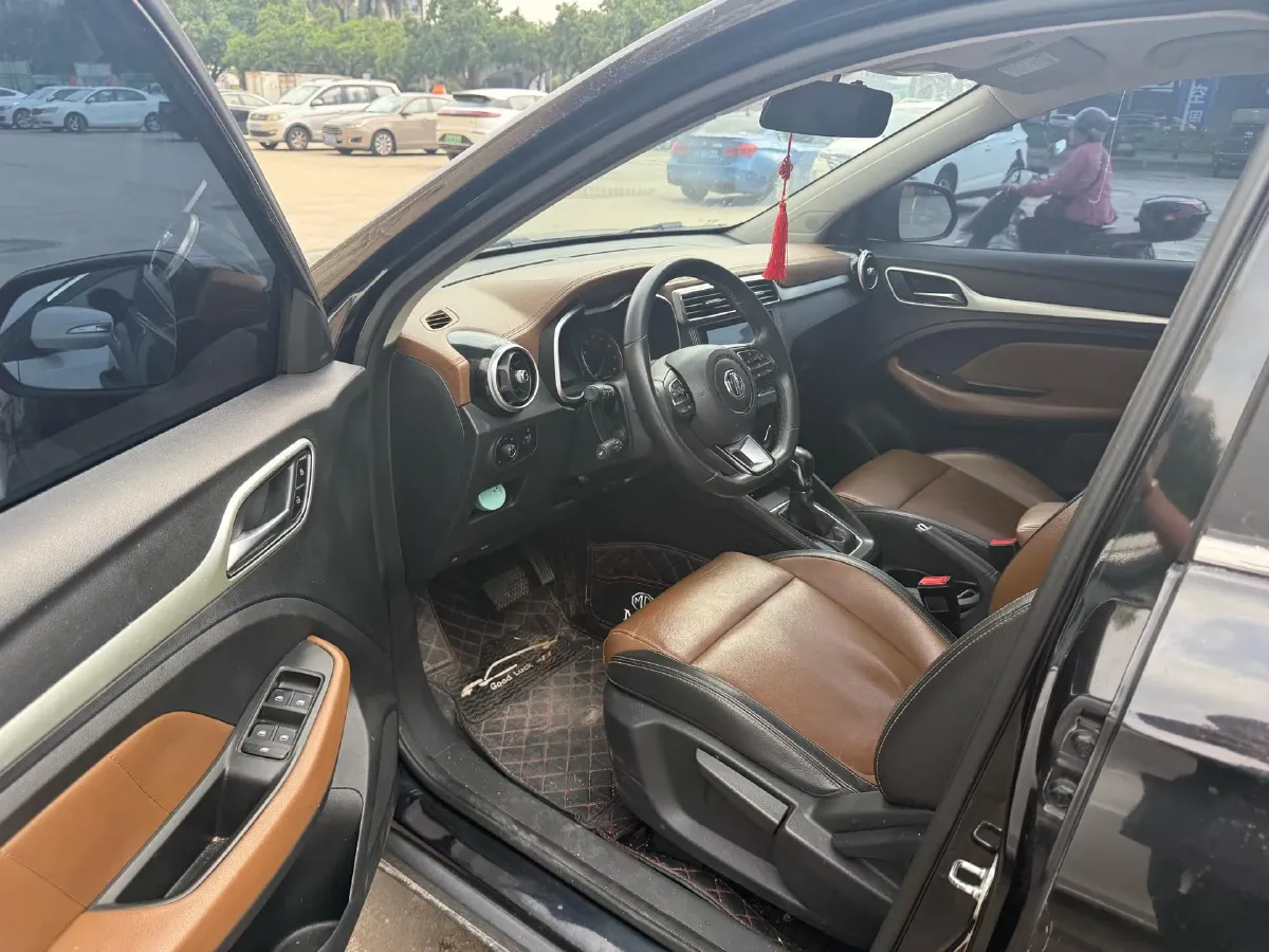 2017 MG ZS 1.5L 120HP L4 4AT,autocango,china used car exporter,china ev exporter,chinese used car exporter,chinese used ev exporter