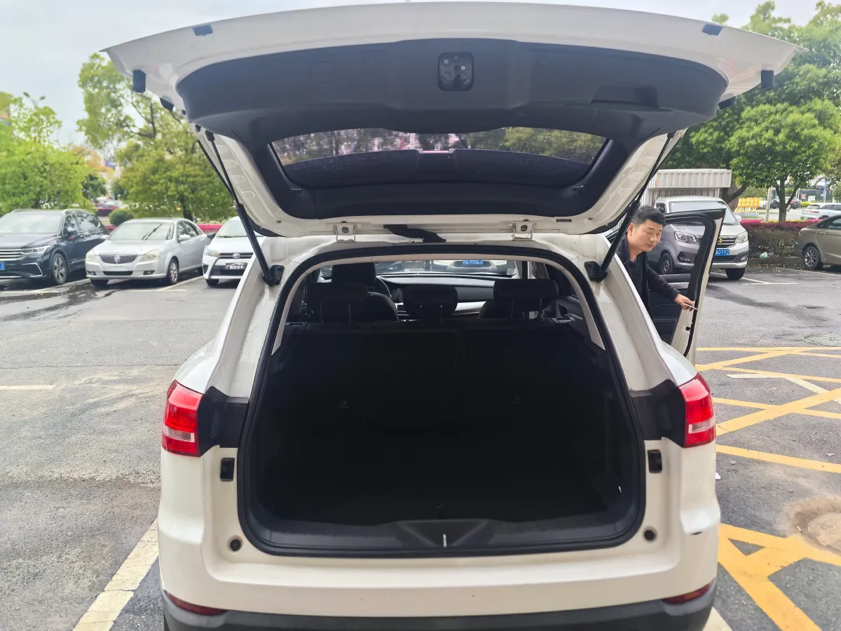 2018 Haval H7 2.0T 231HP L4 6DCT,autocango,china used car exporter,china ev exporter,chinese used car exporter,chinese used ev exporter