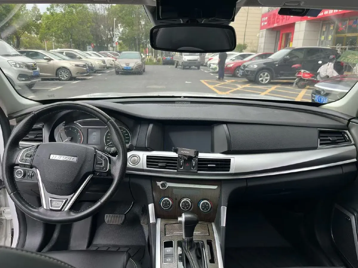2018 Haval H7 2.0T 231HP L4 6DCT,autocango,china used car exporter,china ev exporter,chinese used car exporter,chinese used ev exporter