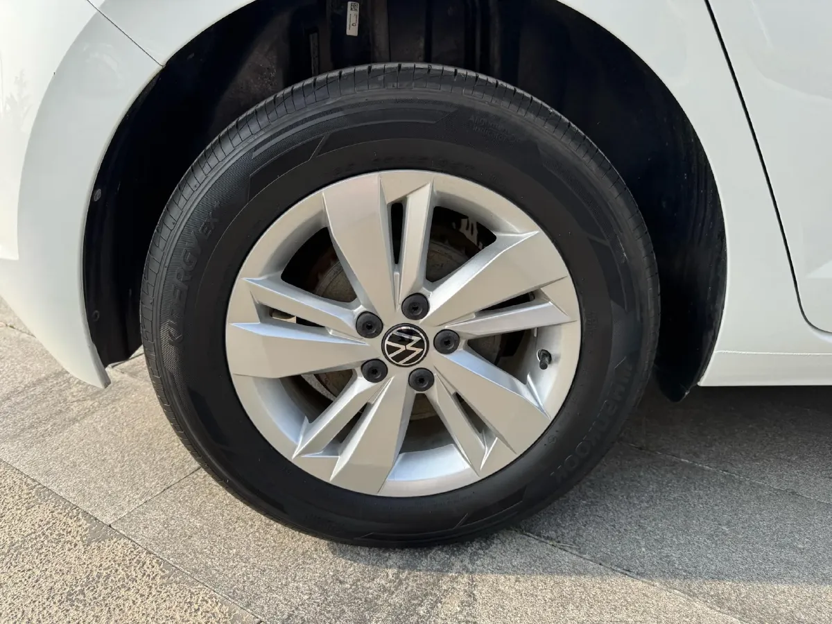 2023 Volkswagen Polo 1.5L 110HP L4 6AT,autocango,china used car exporter,china ev exporter,chinese used car exporter,chinese used ev exporter