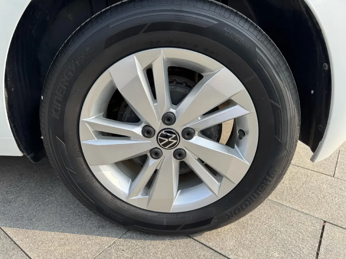 2023 Volkswagen Polo 1.5L 110HP L4 6AT,autocango,china used car exporter,china ev exporter,chinese used car exporter,chinese used ev exporter