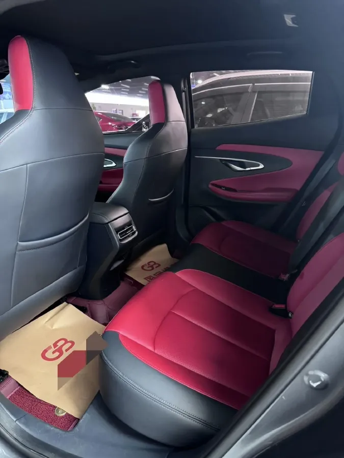 2020 ChangAn UNI-T 1.5T 180HP L4 7DCT,autocango,china used car exporter,china ev exporter,chinese used car exporter,chinese used ev exporter