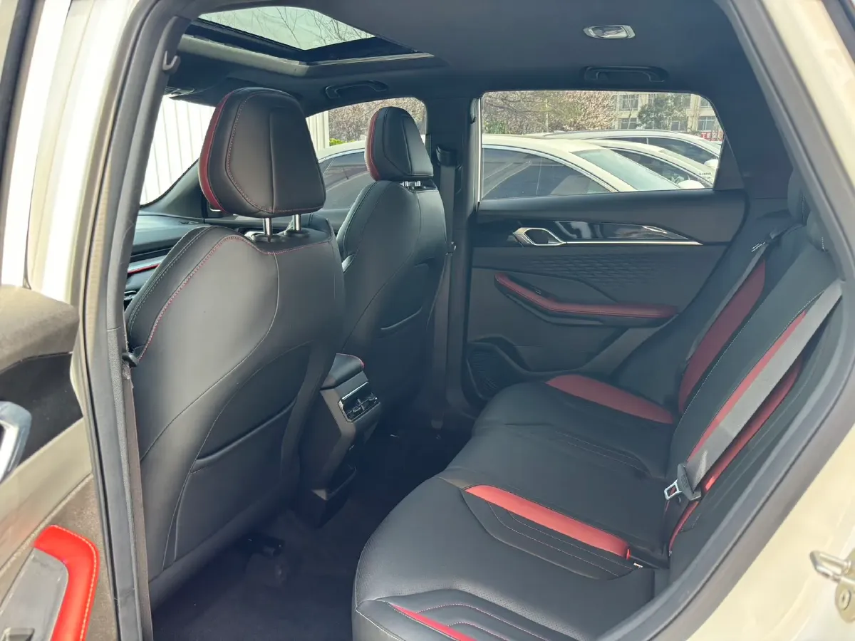 2022 Geely Coolray 1.5T 181HP L4 7DCT,autocango,china used car exporter,china ev exporter,chinese used car exporter,chinese used ev exporter