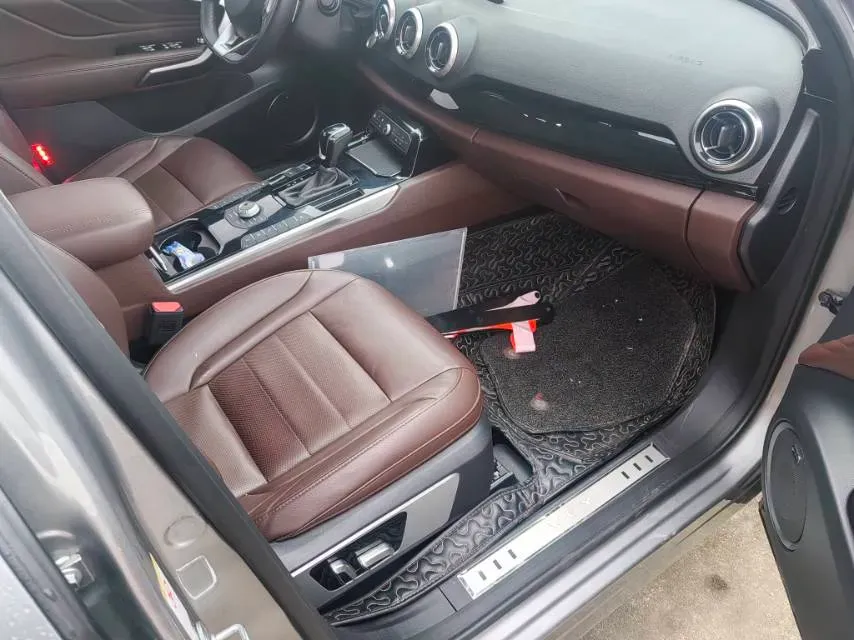 2017 WEY VV7 2.0T 234HP L4 7DCT,autocango,china used car exporter,china ev exporter,chinese used car exporter,chinese used ev exporter