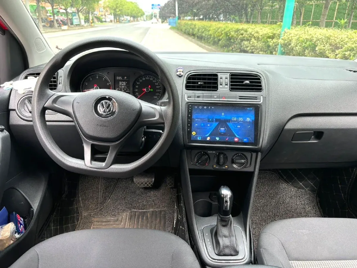 2016 Volkswagen Polo 1.4L 90HP L4 6AT,autocango,china used car exporter,china ev exporter,chinese used car exporter,chinese used ev exporter