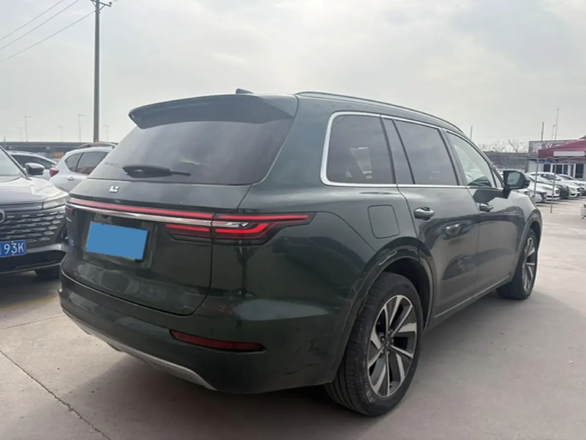 2021 Li ONE Range Extended 131HP REEV 40.5KWH,autocango,china used car exporter,china ev exporter,chinese used car exporter,chinese used ev exporter