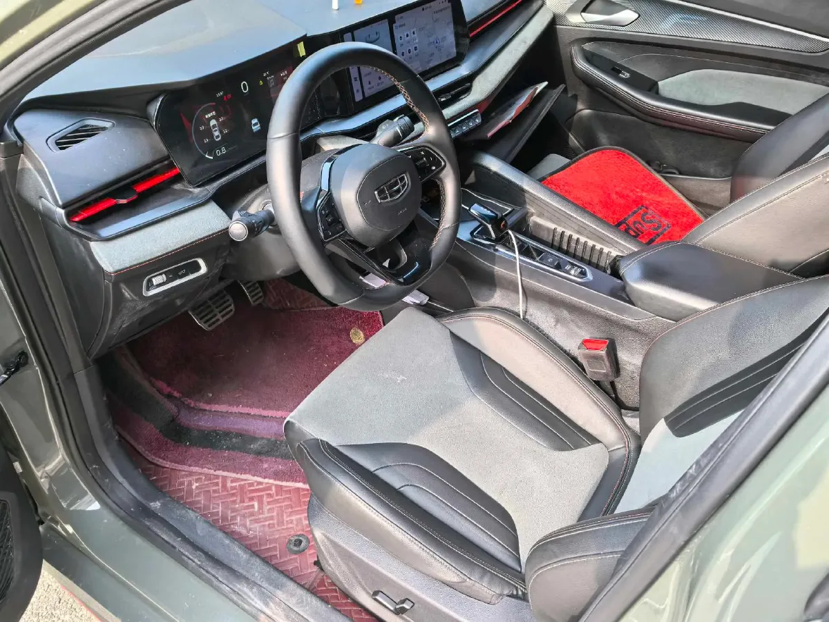 2022 Geely Binray 1.5T 181HP L4 7DCT,autocango,china used car exporter,china ev exporter,chinese used car exporter,chinese used ev exporter