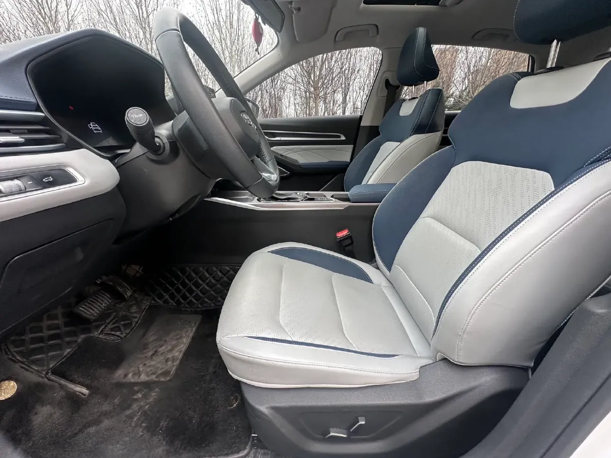 2022 Geely Emgrand 1.5L 114HP L4 CVT,autocango,china used car exporter,china ev exporter,chinese used car exporter,chinese used ev exporter