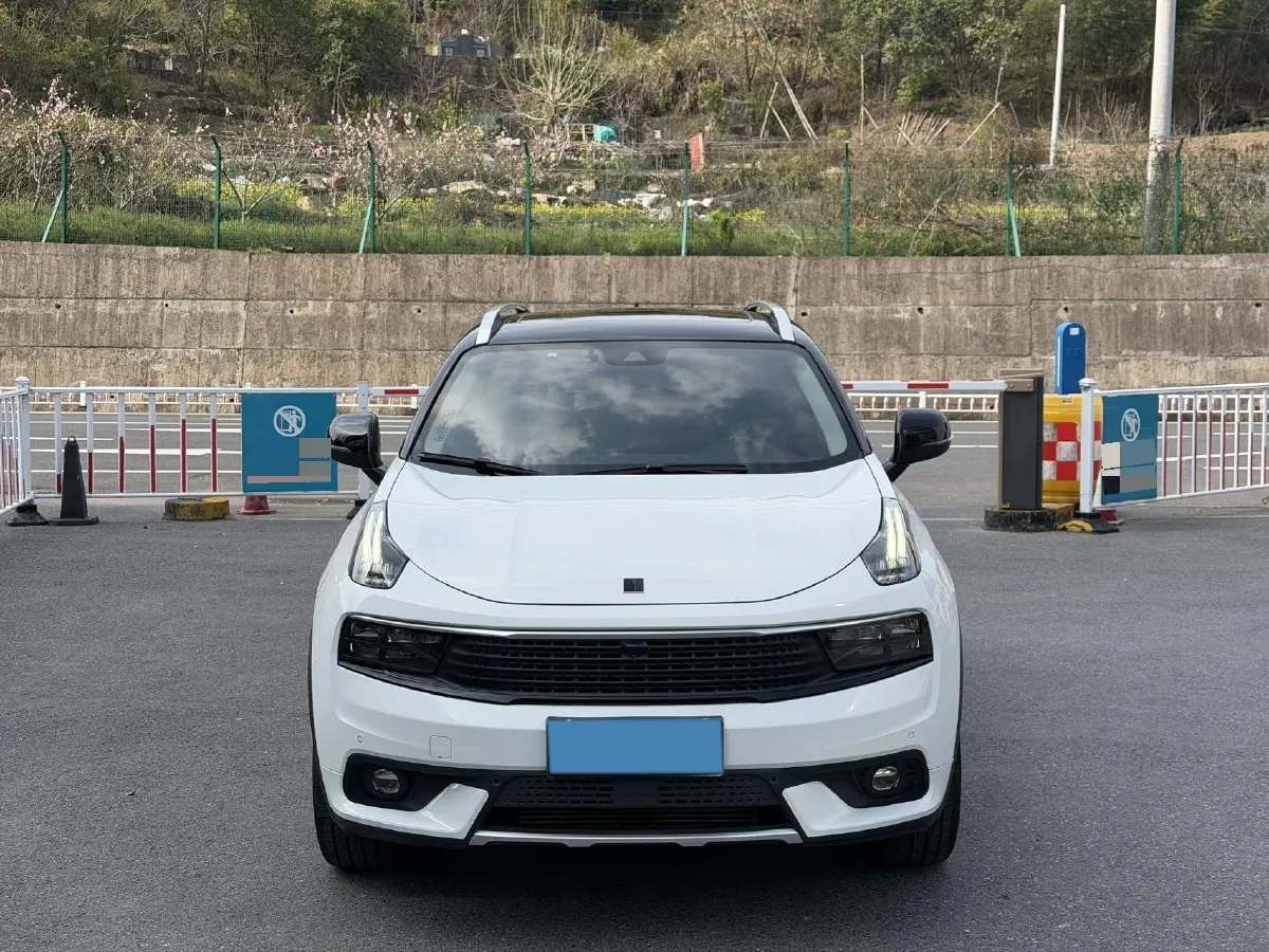 2017 Foton Sauvana 2.0T 218HP L4 6AT,autocango,china used car exporter,china ev exporter,chinese used car exporter,chinese used ev exporter