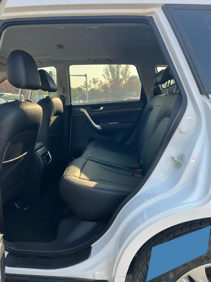 2021 Haval M6 1.5T 150HP L4 7DCT,autocango,china used car exporter,china ev exporter,chinese used car exporter,chinese used ev exporter