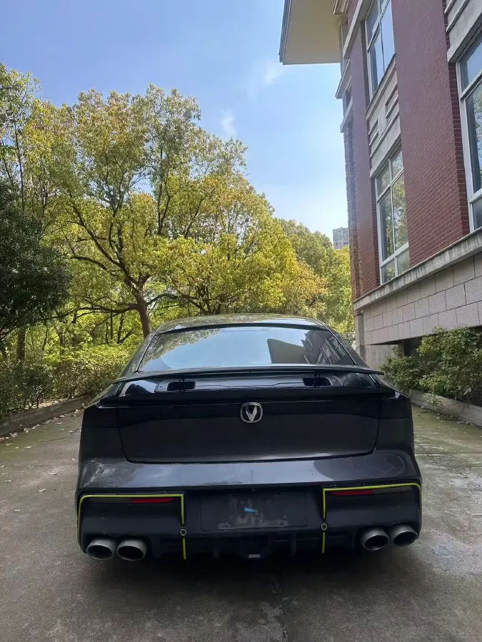 2022 ChangAn UNI-V 1.5T 188HP L4 7DCT,autocango,china used car exporter,china ev exporter,chinese used car exporter,chinese used ev exporter