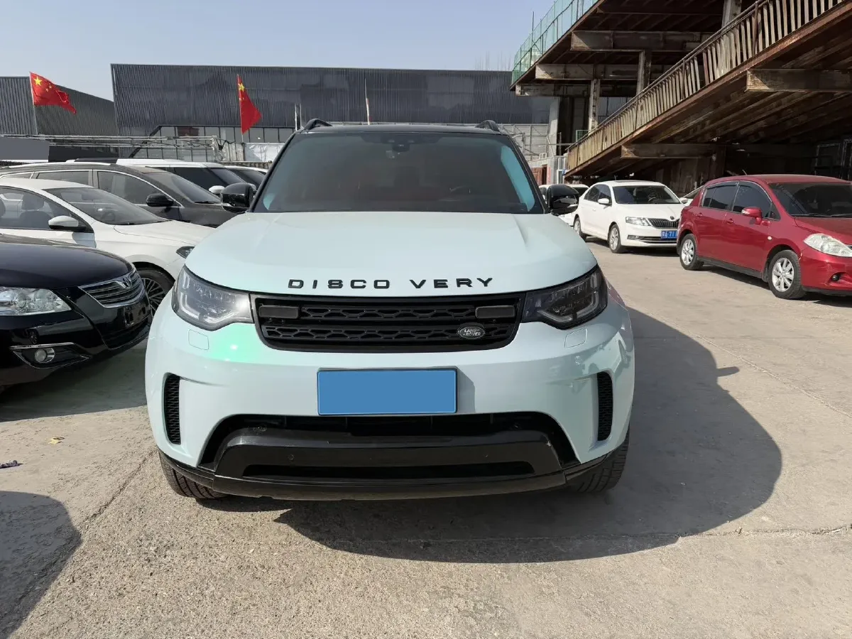 2018 Land Rover Discovery 2.0T 300HP L4 8AT,autocango,china used car exporter,china ev exporter,chinese used car exporter,chinese used ev exporter