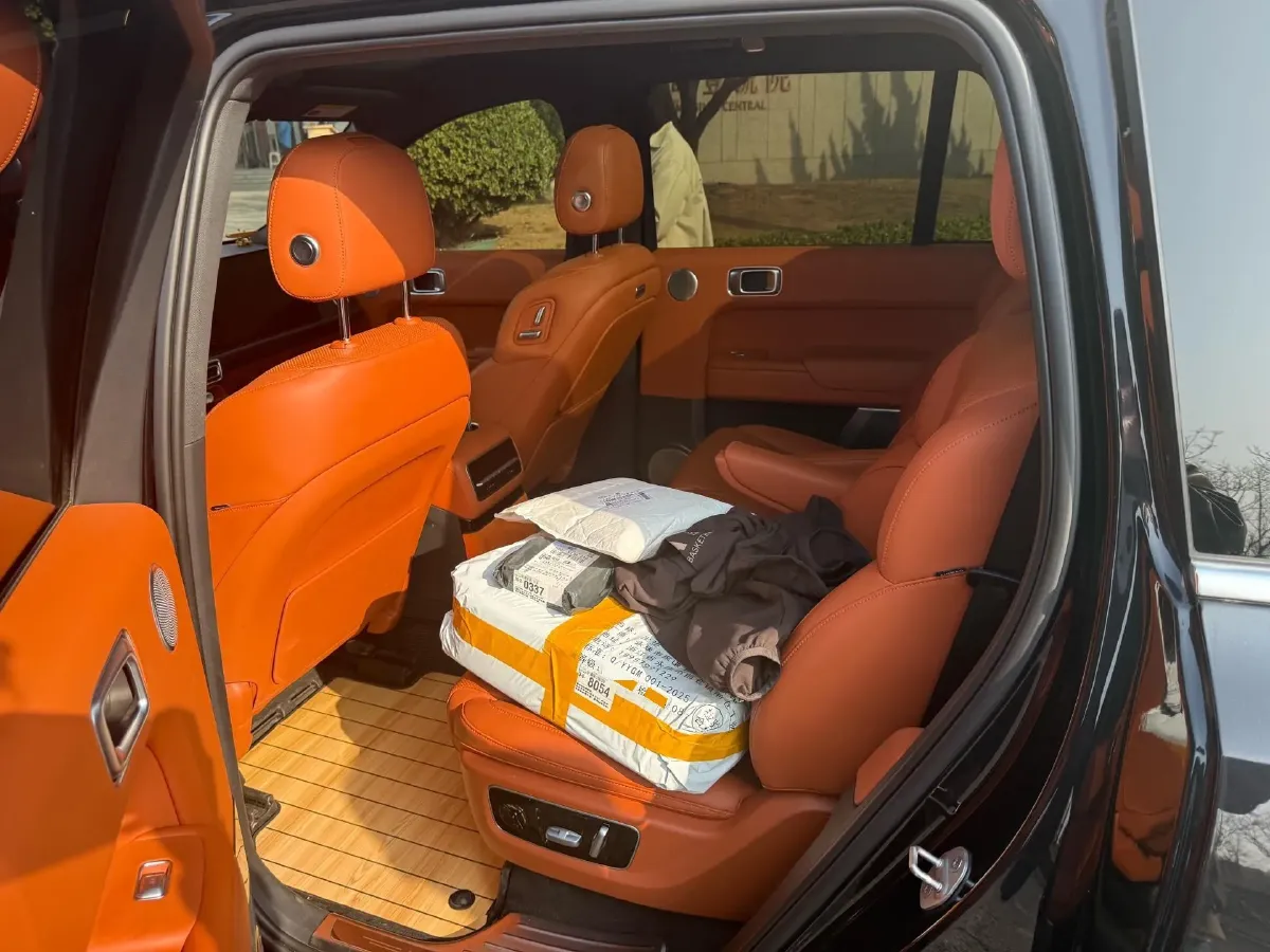 2022 Li L9 Range Extended 154HP REEV 42.6KWH,autocango,china used car exporter,china ev exporter,chinese used car exporter,chinese used ev exporter