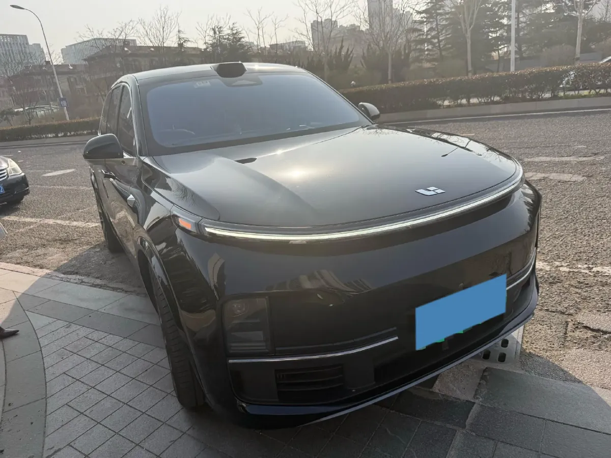 2022 Li L9 Range Extended 154HP REEV 42.6KWH,autocango,china used car exporter,china ev exporter,chinese used car exporter,chinese used ev exporter