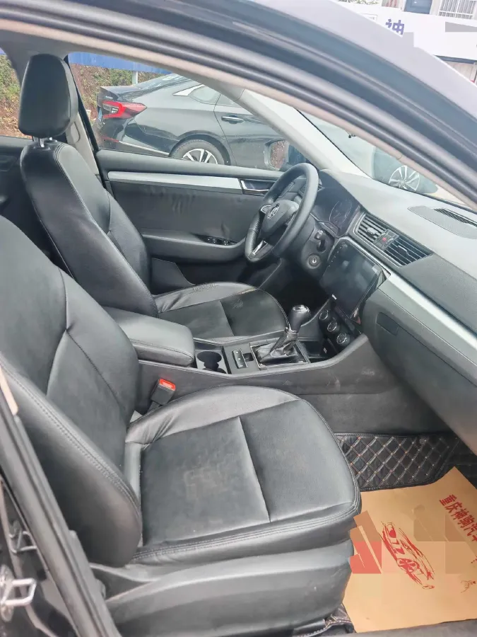 2016 Skoda Superb 1.4T 150HP L4 7DCT,autocango,china used car exporter,china ev exporter,chinese used car exporter,chinese used ev exporter