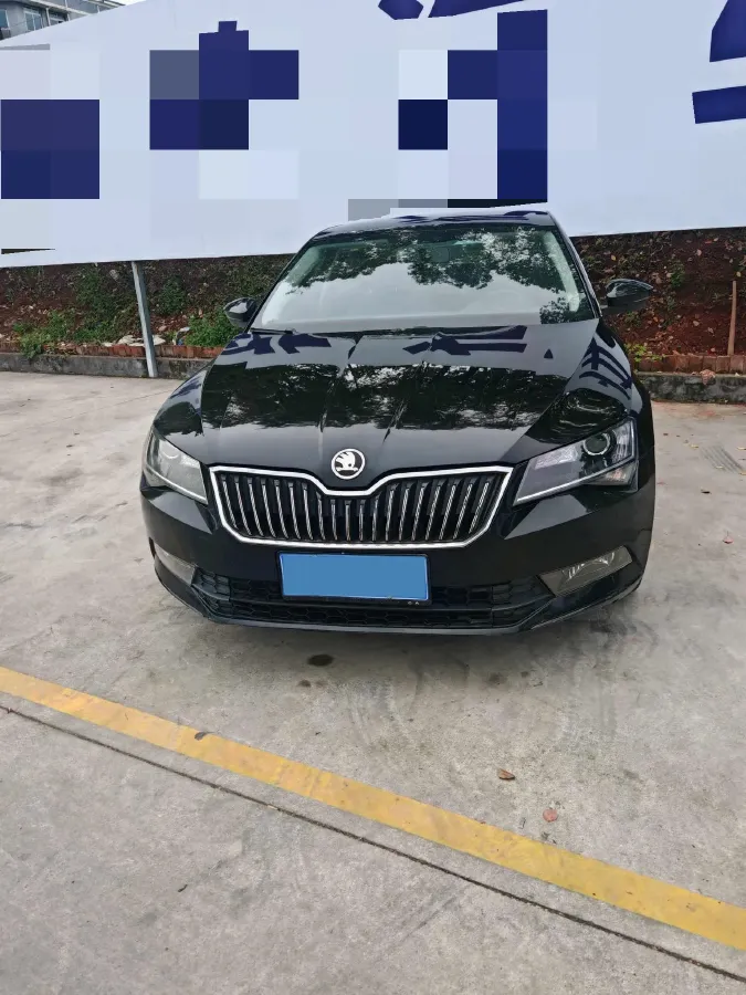 2016 Skoda Superb 1.4T 150HP L4 7DCT,autocango,china used car exporter,china ev exporter,chinese used car exporter,chinese used ev exporter