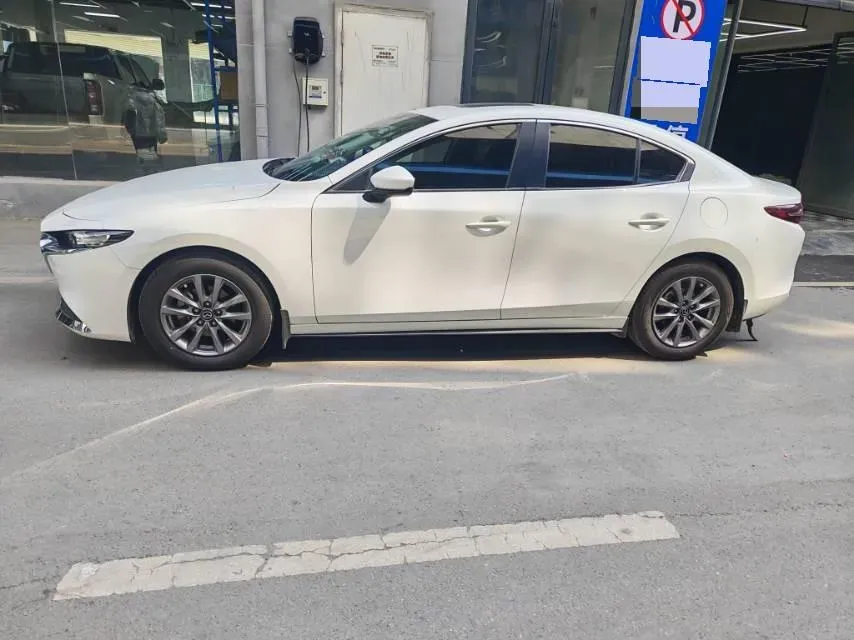 2020 Mazda 3 Axela 1.5L 117HP L4 6AT,autocango,china used car exporter,china ev exporter,chinese used car exporter,chinese used ev exporter