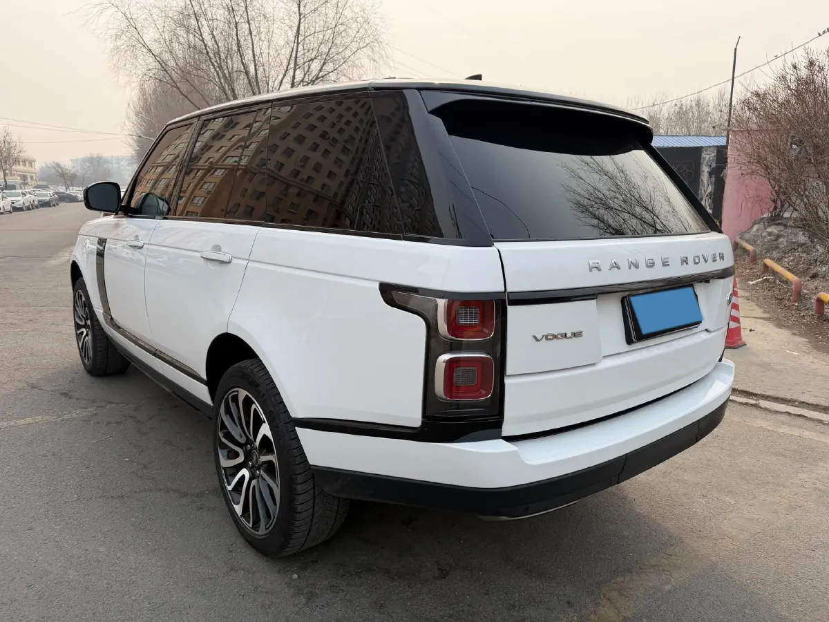 2022 Land Rover Range Rover 3.0T 360HP L6 8AT,autocango,china used car exporter,china ev exporter,chinese used car exporter,chinese used ev exporter