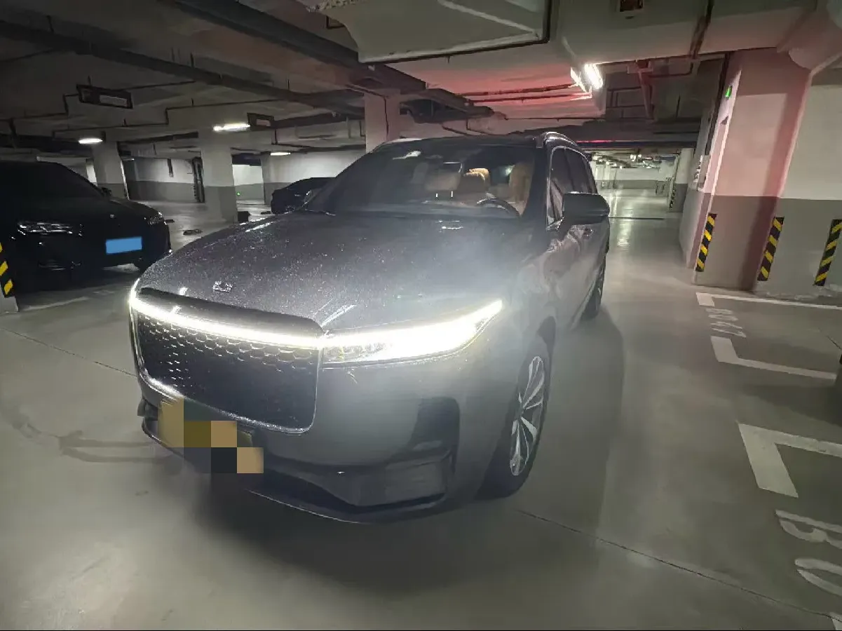 2021 Li ONE Range Extended 131HP REEV 40.5KWH,autocango,china used car exporter,china ev exporter,chinese used car exporter,chinese used ev exporter