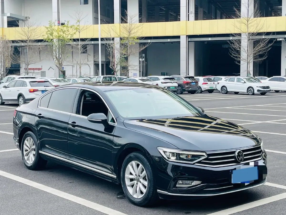2020 Volkswagen Magotan 1.4T 150HP L4 7DCT,autocango,china used car exporter,china ev exporter,chinese used car exporter,chinese used ev exporter