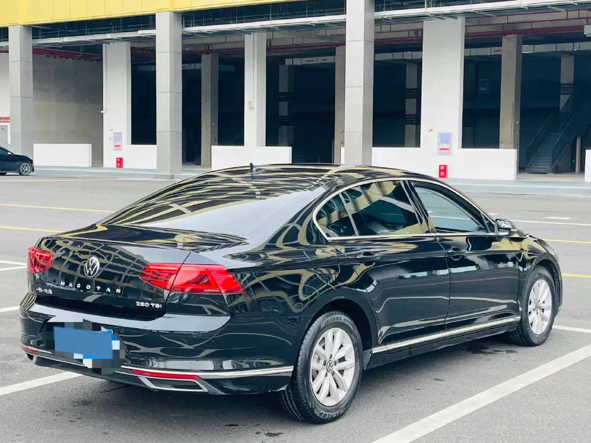 2020 Volkswagen Magotan 1.4T 150HP L4 7DCT,autocango,china used car exporter,china ev exporter,chinese used car exporter,chinese used ev exporter