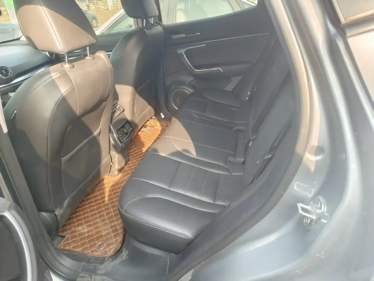 2017 WEY VV5 2.0T 197HP L4 7DCT,autocango,china used car exporter,china ev exporter,chinese used car exporter,chinese used ev exporter