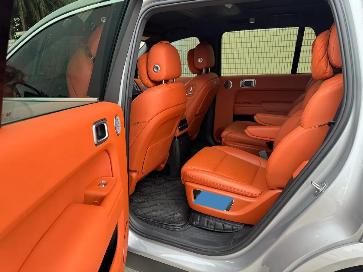 2022 Li L9 Range Extended 154HP REEV 42.6KWH,autocango,china used car exporter,china ev exporter,chinese used car exporter,chinese used ev exporter