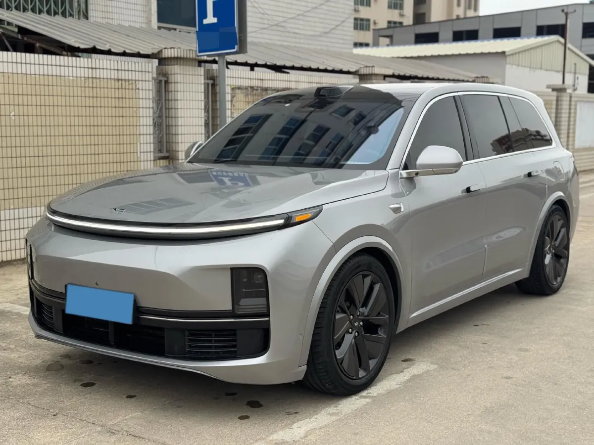 2022 Li L9 Range Extended 154HP REEV 42.6KWH,autocango,china used car exporter,china ev exporter,chinese used car exporter,chinese used ev exporter
