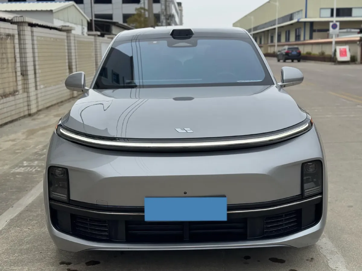 2022 Li L9 Range Extended 154HP REEV 42.6KWH,autocango,china used car exporter,china ev exporter,chinese used car exporter,chinese used ev exporter