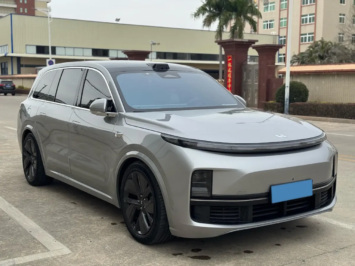 2022 Li L9 Range Extended 154HP REEV 42.6KWH,autocango,china used car exporter,china ev exporter,chinese used car exporter,chinese used ev exporter