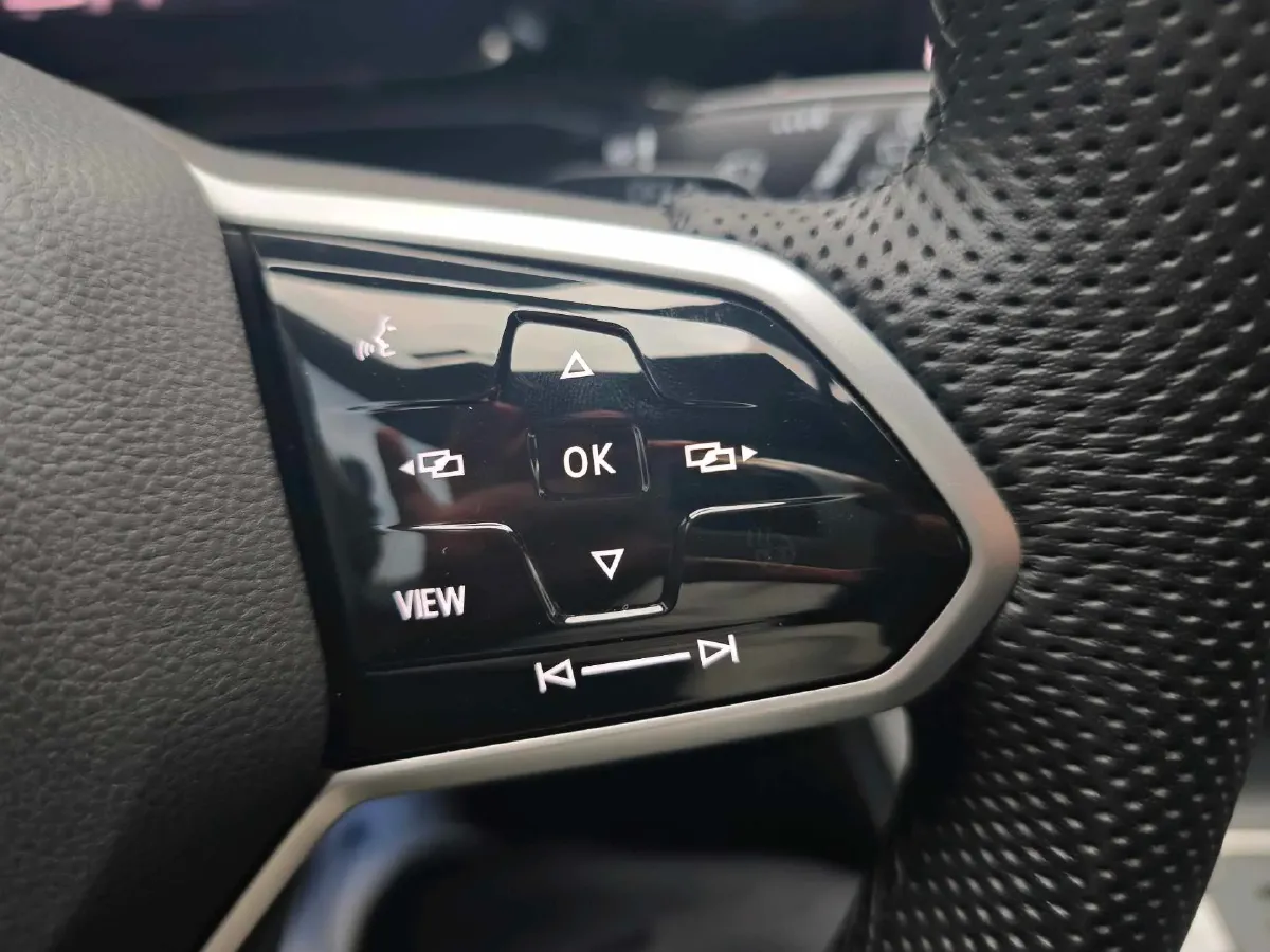 2023 Volkswagen Golf 1.4T 150HP L4 7DCT,autocango,china used car exporter,china ev exporter,chinese used car exporter,chinese used ev exporter