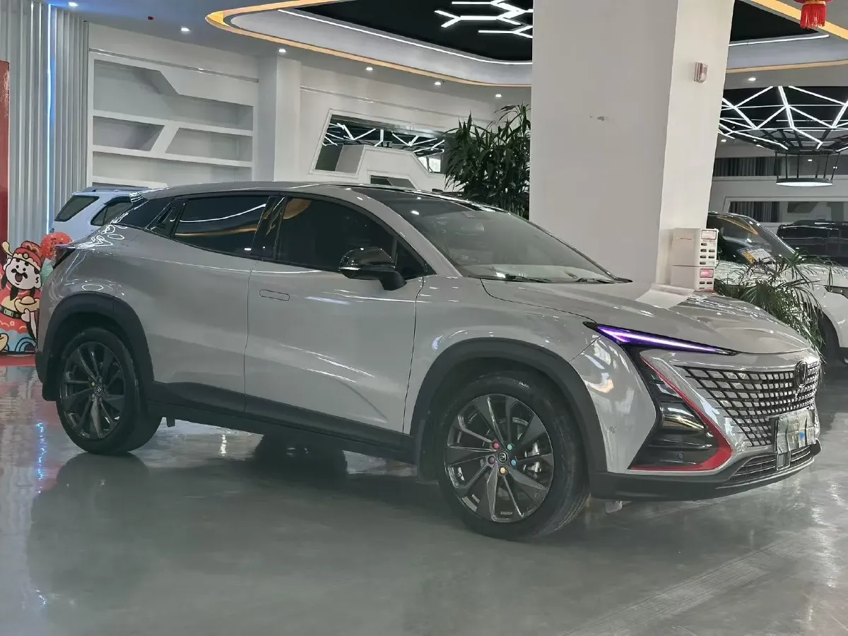 2020 ChangAn UNI-T 1.5T 180HP L4 7DCT,autocango,china used car exporter,china ev exporter,chinese used car exporter,chinese used ev exporter